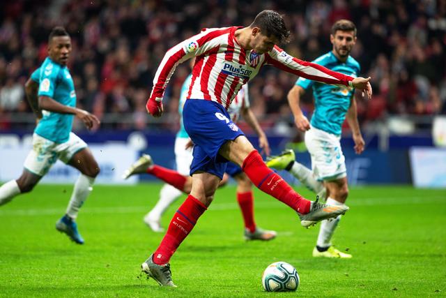 现代足球高手论剑 胜败就在一个指尖